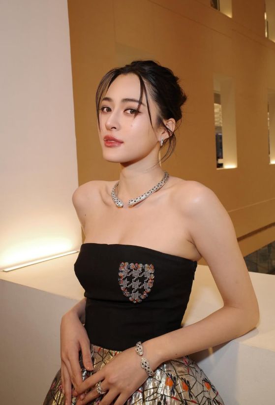 ช่อง3 แถลงด่วน กรณีเหตุการณ์ หลิงหลิงคอง…ดูเพิ่มเติม..